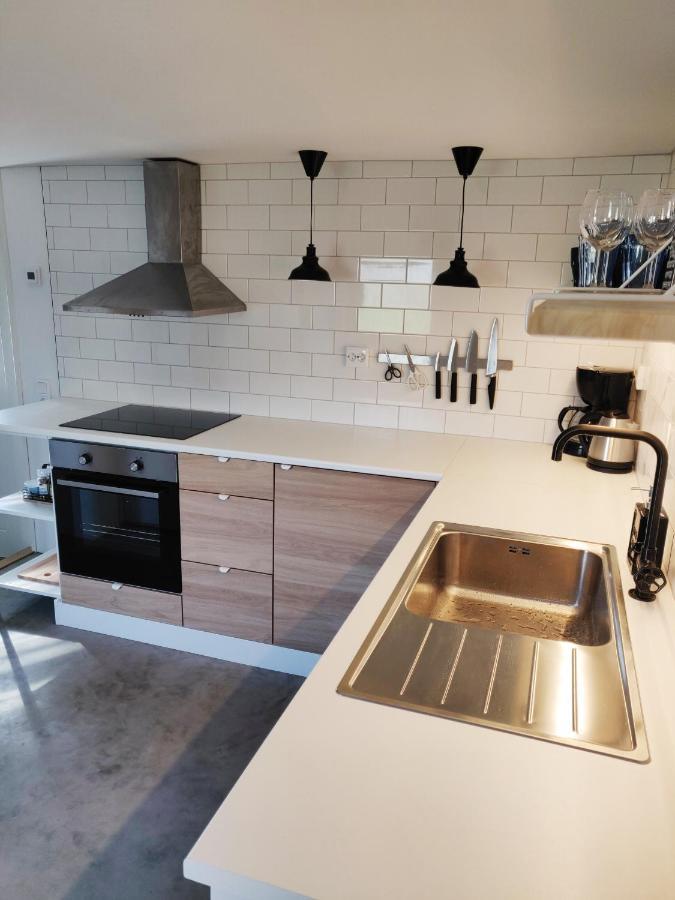Lillstugan - Centralt Och Havsnaera I Lugnt Villomrade Falkenberg Ngoại thất bức ảnh